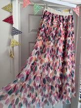 Load image into Gallery viewer, Dotty Balloon Ruffle Tulle Skirt (multi)