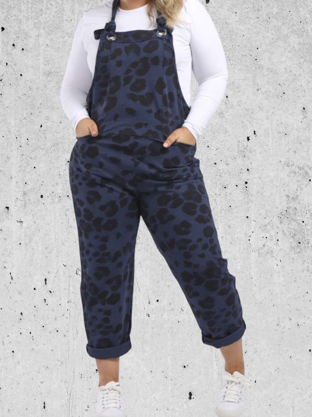 LUCY CURVE leopard dungaree (Navy)