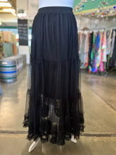Load image into Gallery viewer, Tulle Skirt (black)
