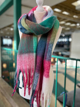 Load image into Gallery viewer, ‘MIMI’ Check scarf
